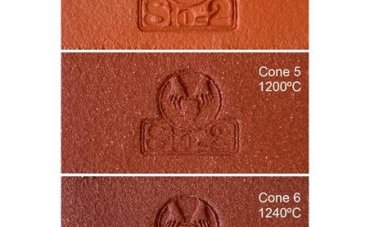 Gr&egrave;s ROUGE chamott&eacute; MARTE : Force et intensit&eacute; des terres d'ocre cuites &agrave; haute temp&eacute;rature